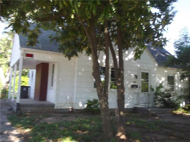 2712 E Sprague St