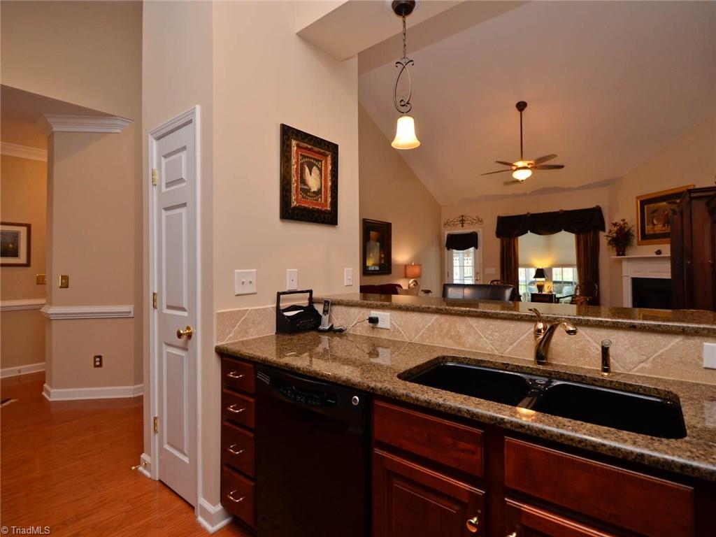 293 Hartman Branch Ln