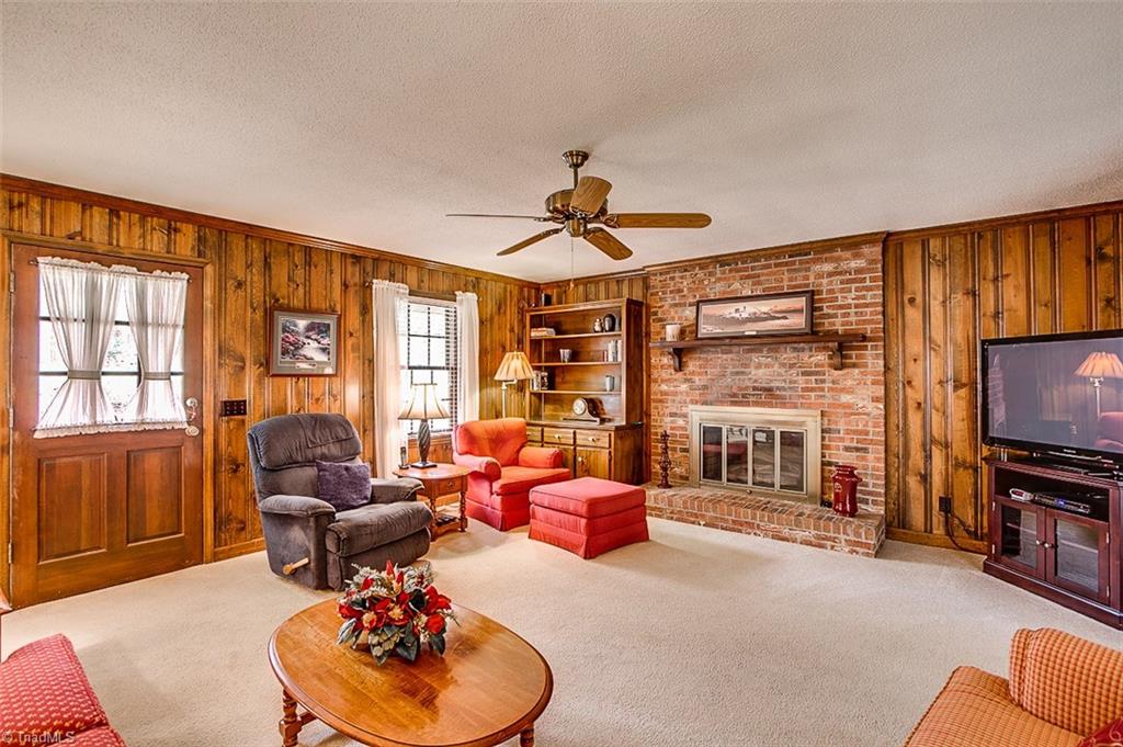 2407 Spoons Chapel Rd