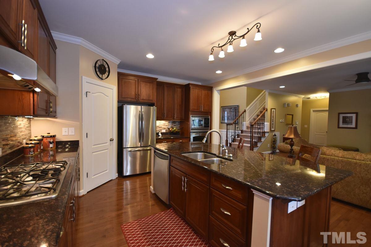104 Forestview Dr
