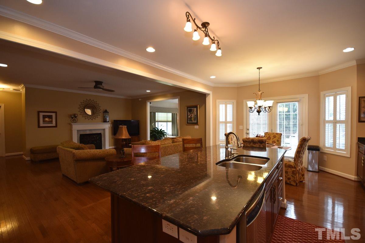 104 Forestview Dr