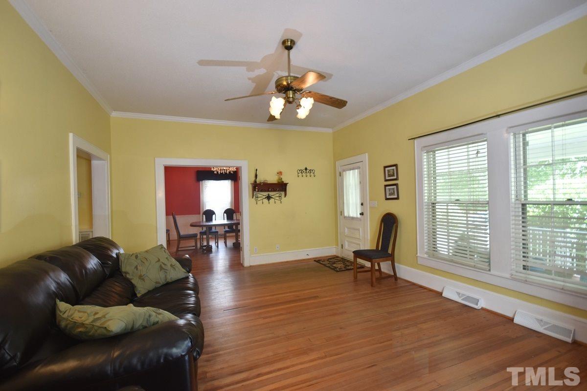 609 Peele St
