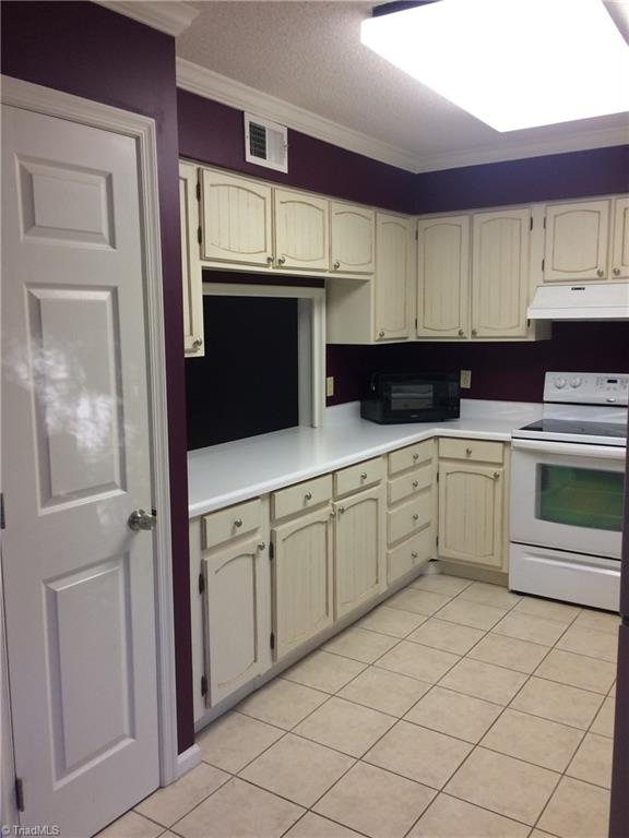 6113 Hedgecock Cir #1A