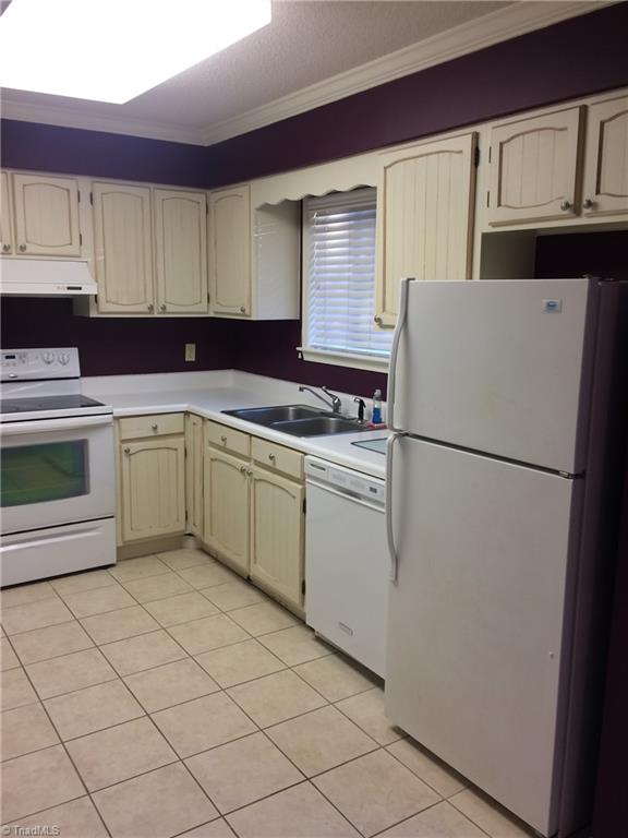 6113 Hedgecock Cir #1A
