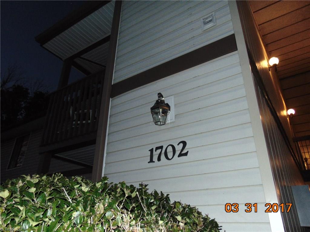 607 Lexington Ave