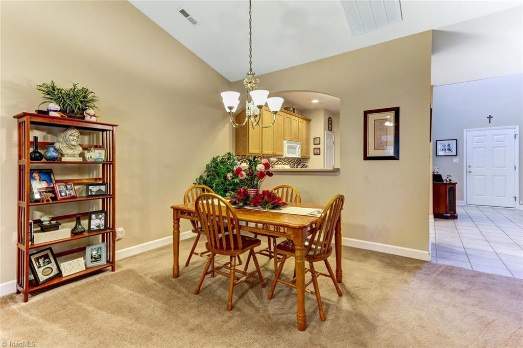 1419 Chatham Dr