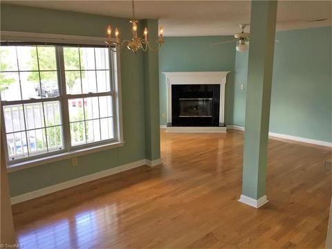 31 Meadowood Glen Way