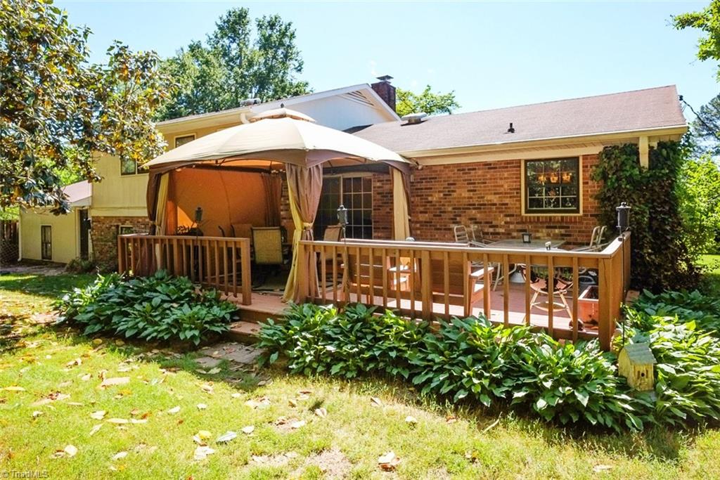 204 Saint Regis Ln