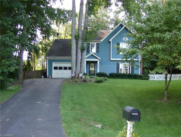 6104 Glenridge Ct