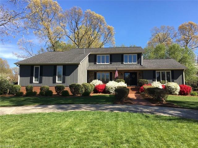 1465 Steve St