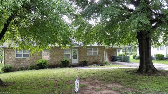 413 Lennox Dr