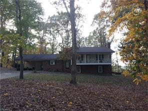 276 Laurell Dr