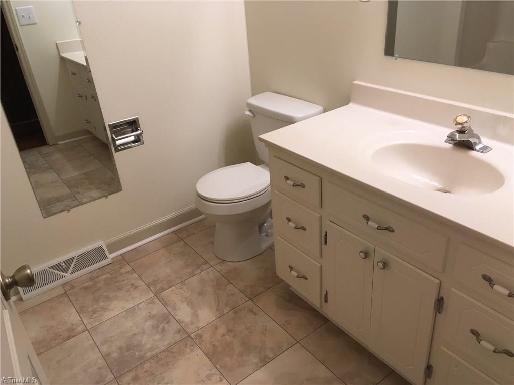 250 Kaye Dr