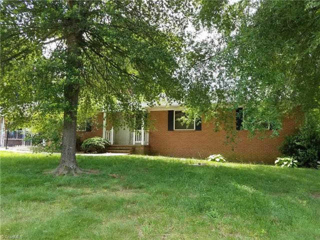 3747 S Main St