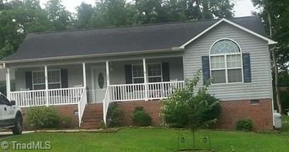 888 Greensboro St