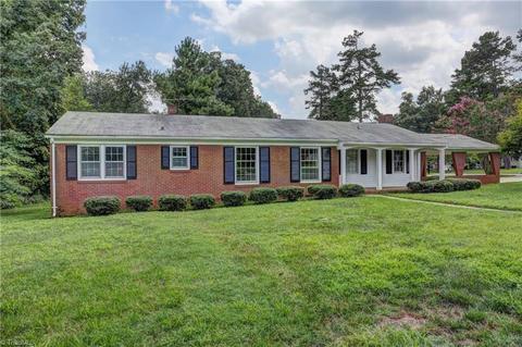 152 Iroquois Trl