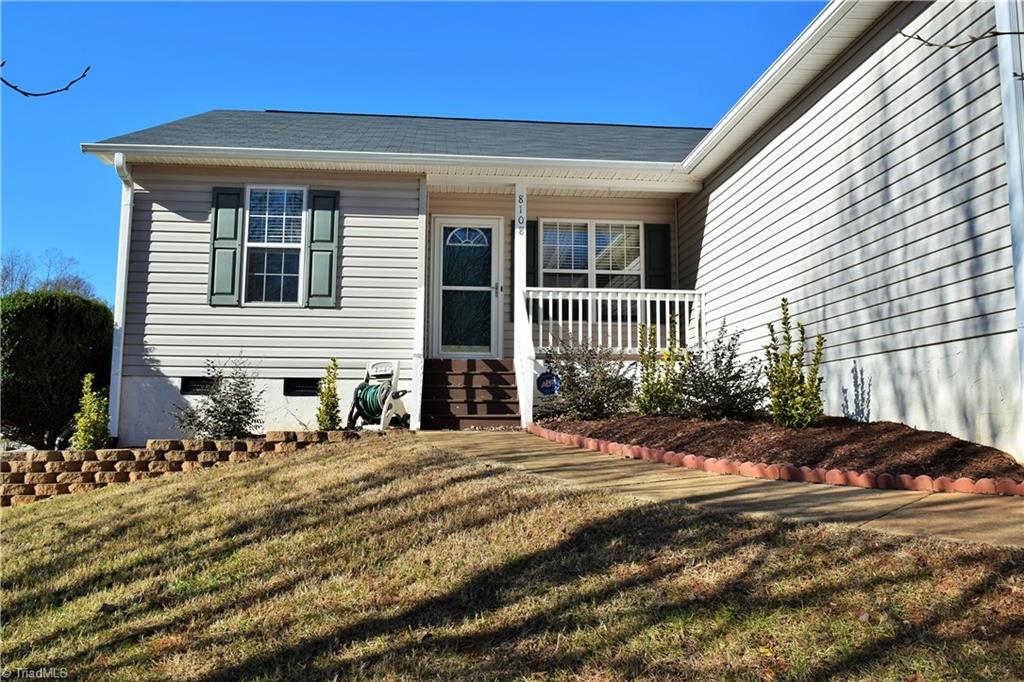 1129 Birch Tree Way