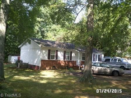 102 Stephens St