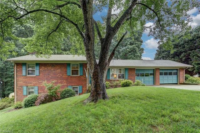 1008 Deerfield Dr