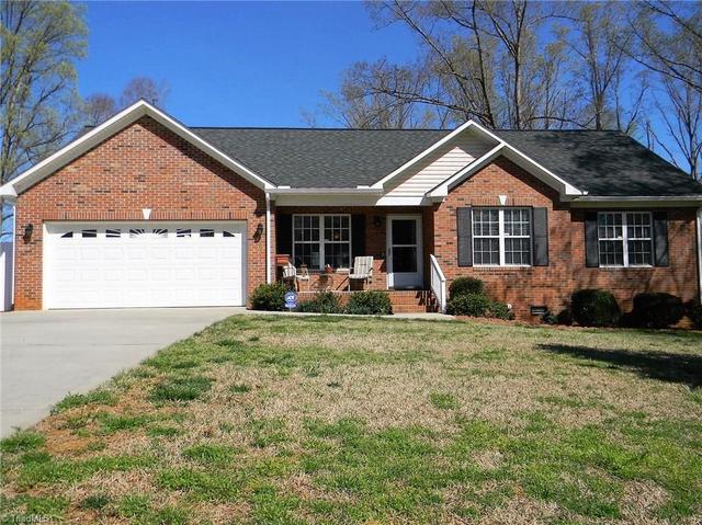 1008 Deerfield Dr