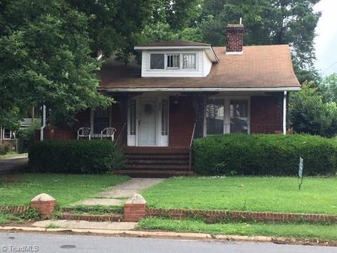 1611 Ballymena Dr