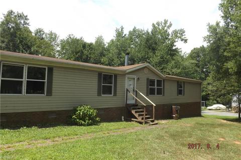 1611 Ballymena Dr
