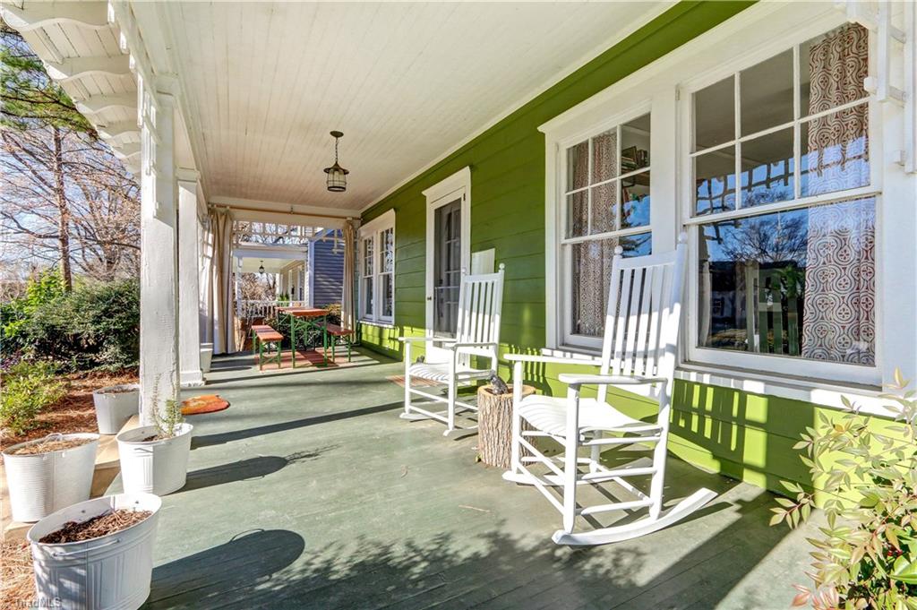 602 Elmwood Dr