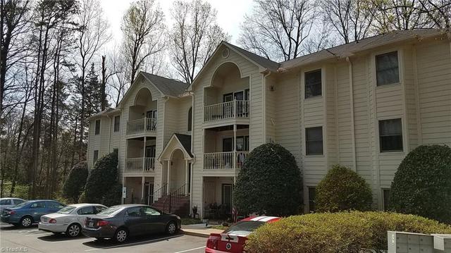 814 Guilford College Rd #138