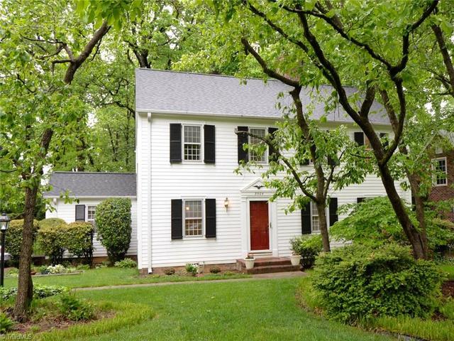 2704 Shady Lawn Dr