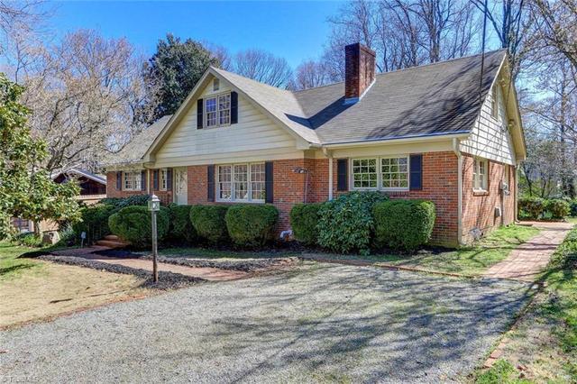 2704 Shady Lawn Dr