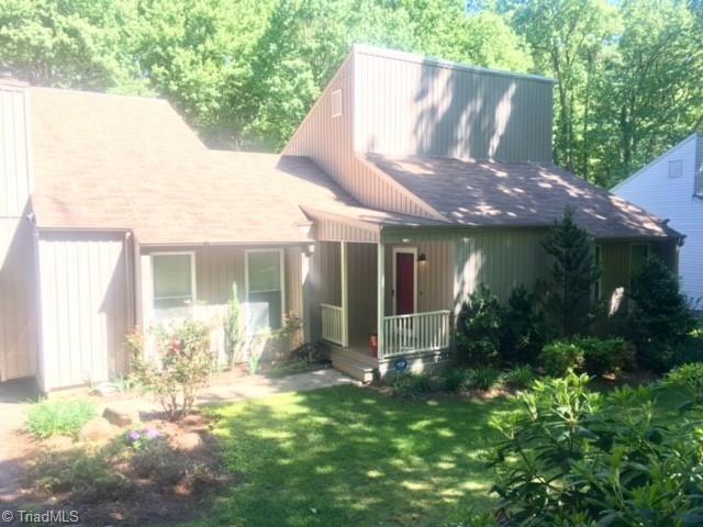 2704 Shady Lawn Dr
