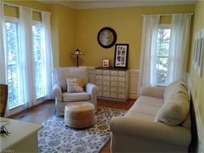 3903 Friendly Acres Dr