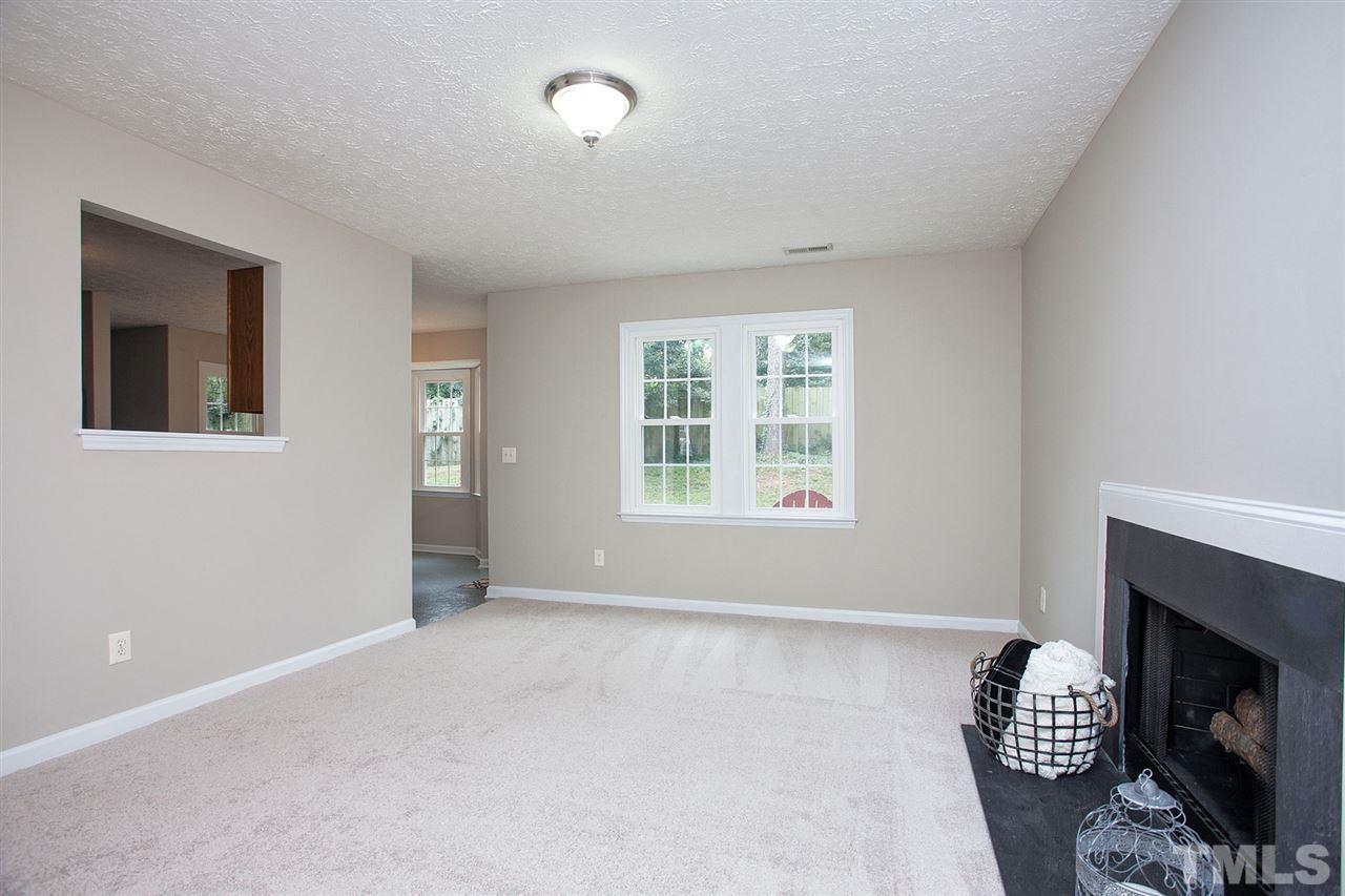 1207 Brittany Point Ct