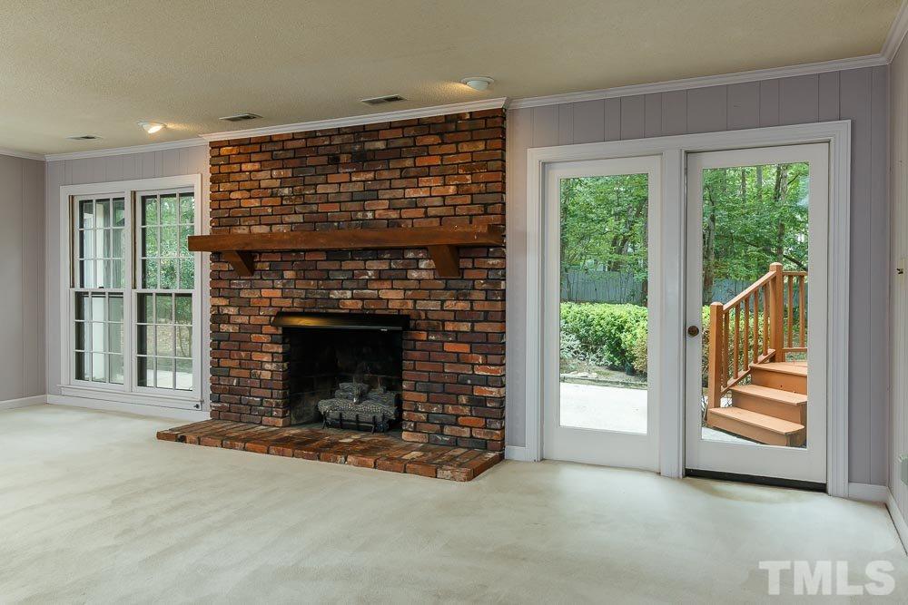 217 Beachers Brook Ln