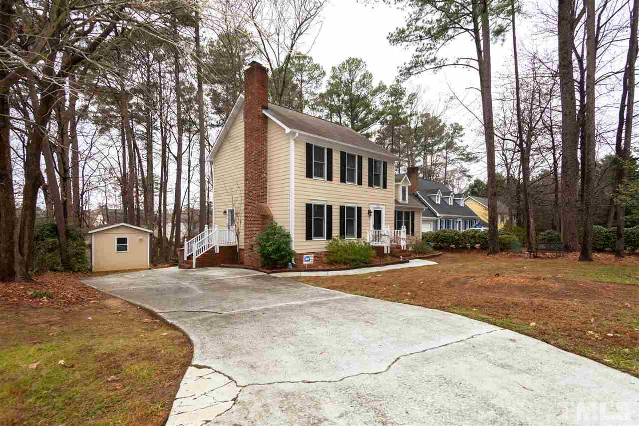 104 Crystal Ct