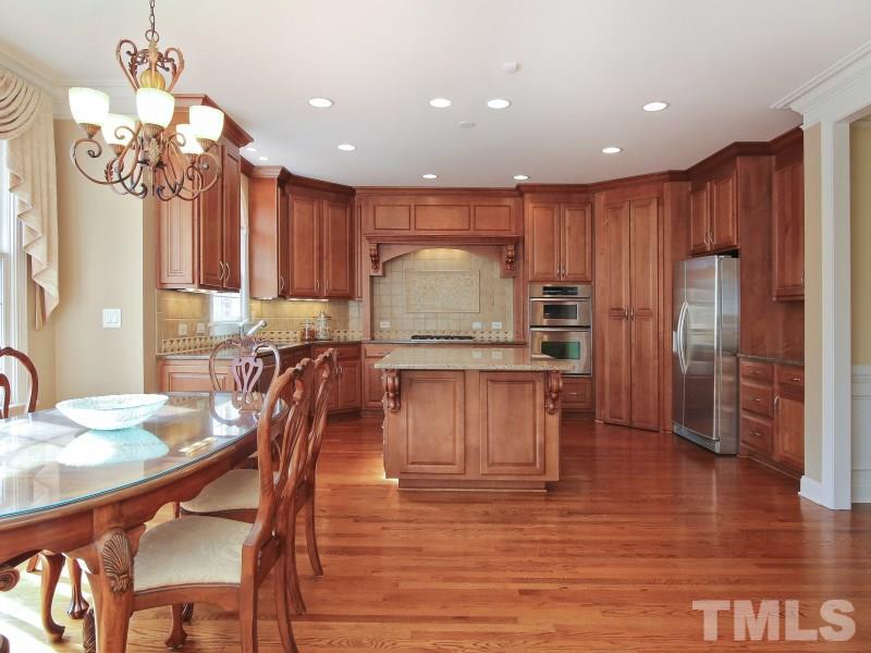 121 Summer Lakes Dr