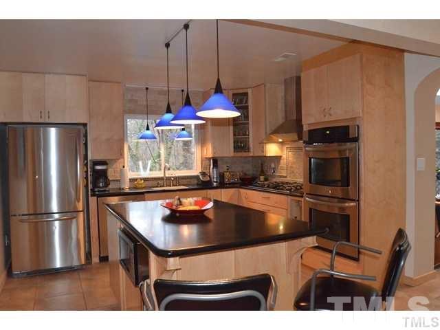 28 Davie Cir