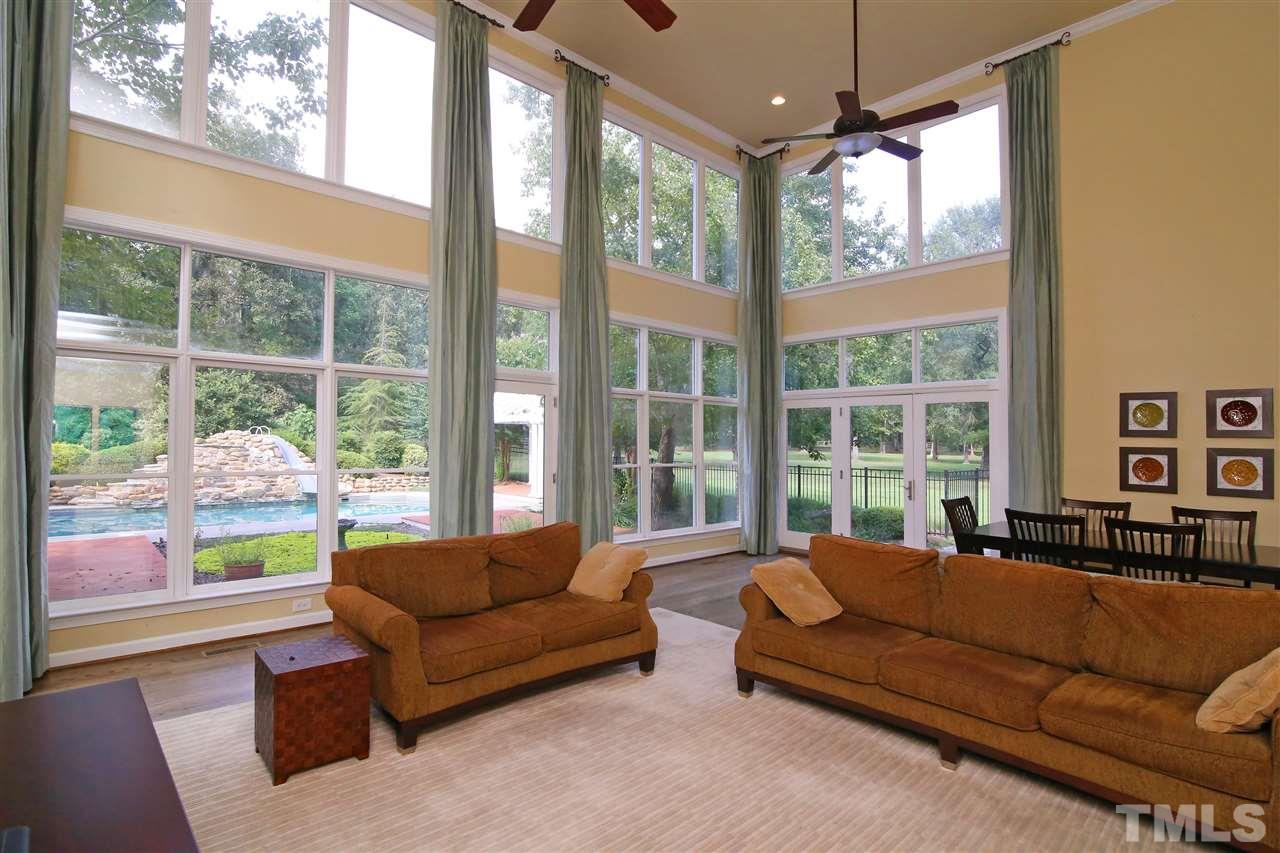 106 Winsome Ln