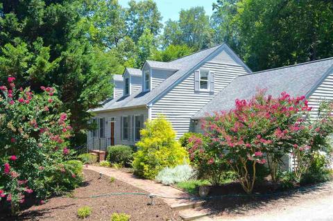 112 Old Bridge Ln