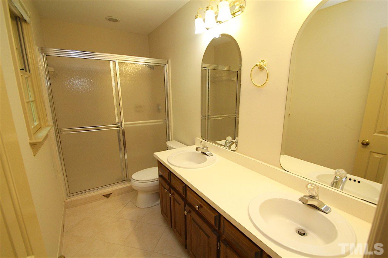 For Sale: 100 Lochwood West Dr Cary, NC 27518