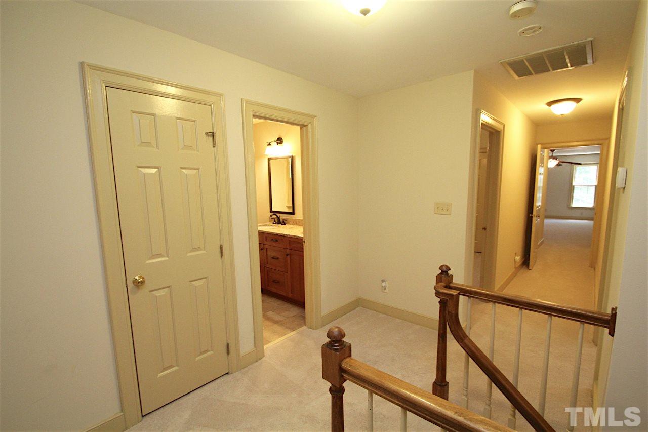 For Sale: 100 Lochwood West Dr Cary, NC 27518