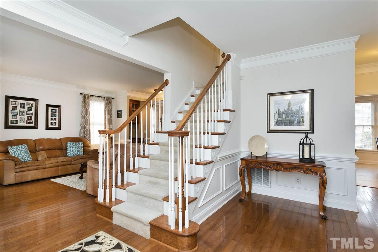 726 Weavers Ridge Dr