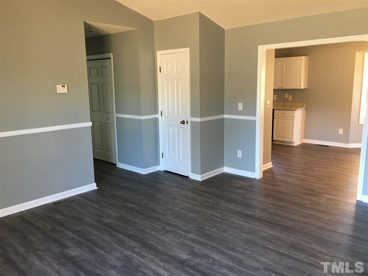 819 N Main St