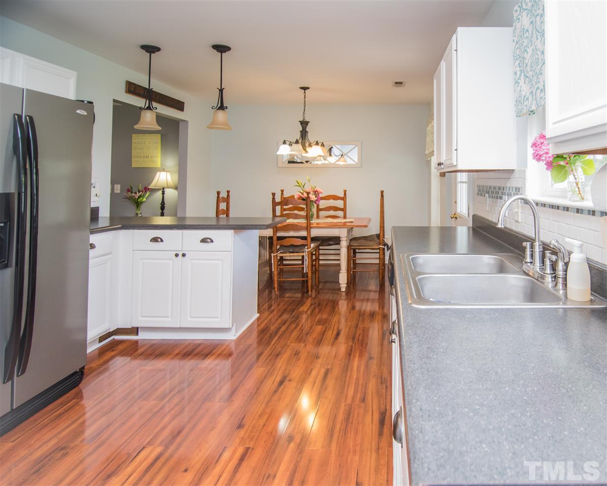 For Sale: 1744 E Ridge Heights Dr Fuquay Varina, NC 27526
