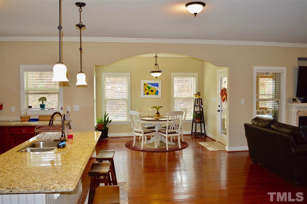 424 River Knoll Dr