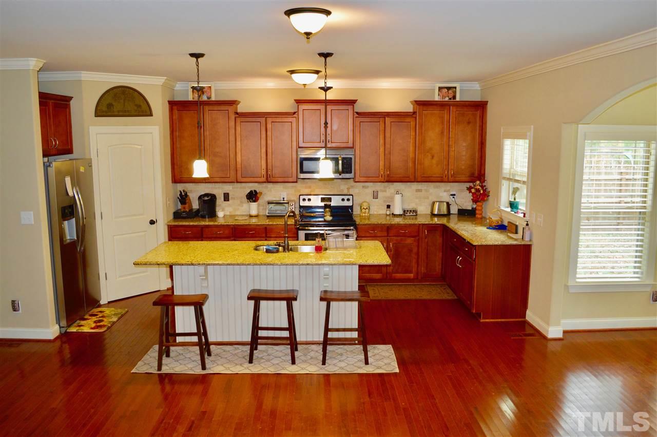 424 River Knoll Dr