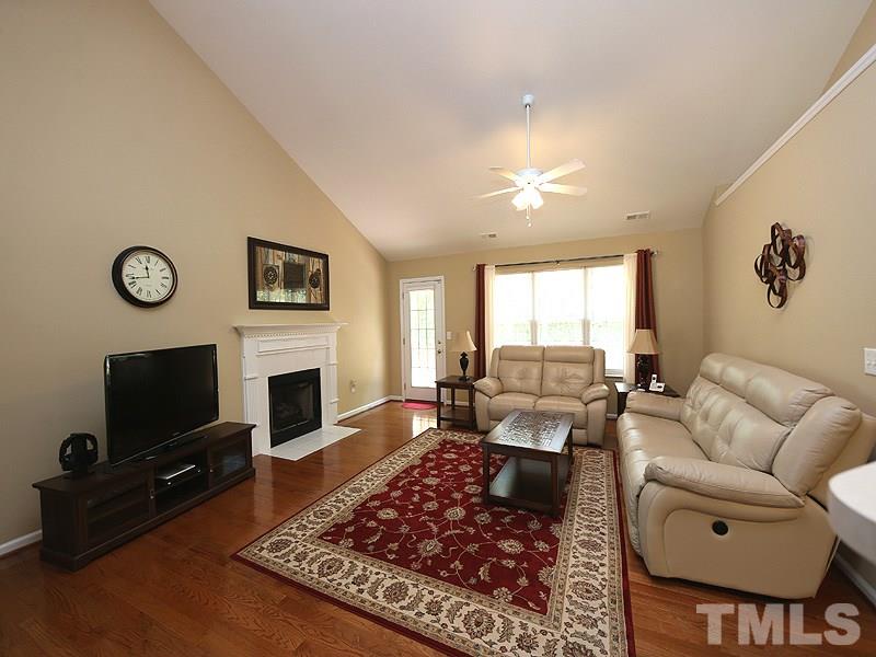 317 Stone Hedge Ct