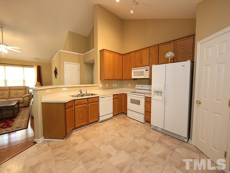 317 Stone Hedge Ct