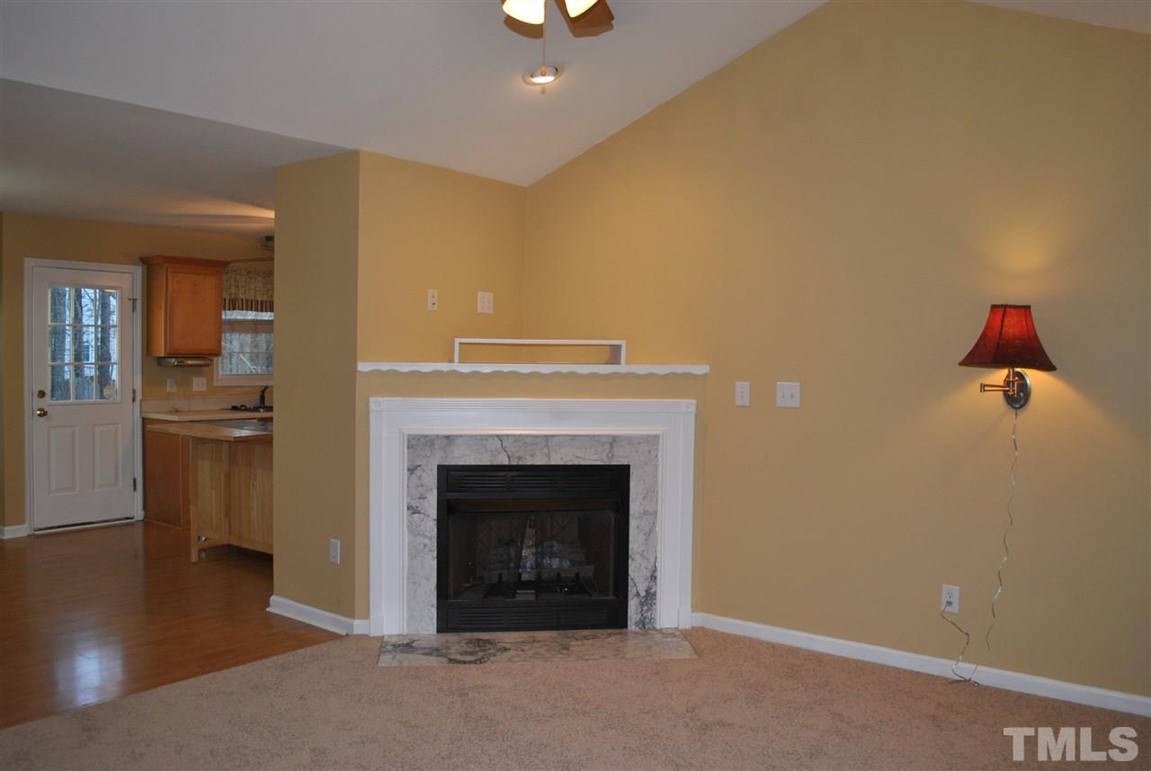 227 Fox Run Dr