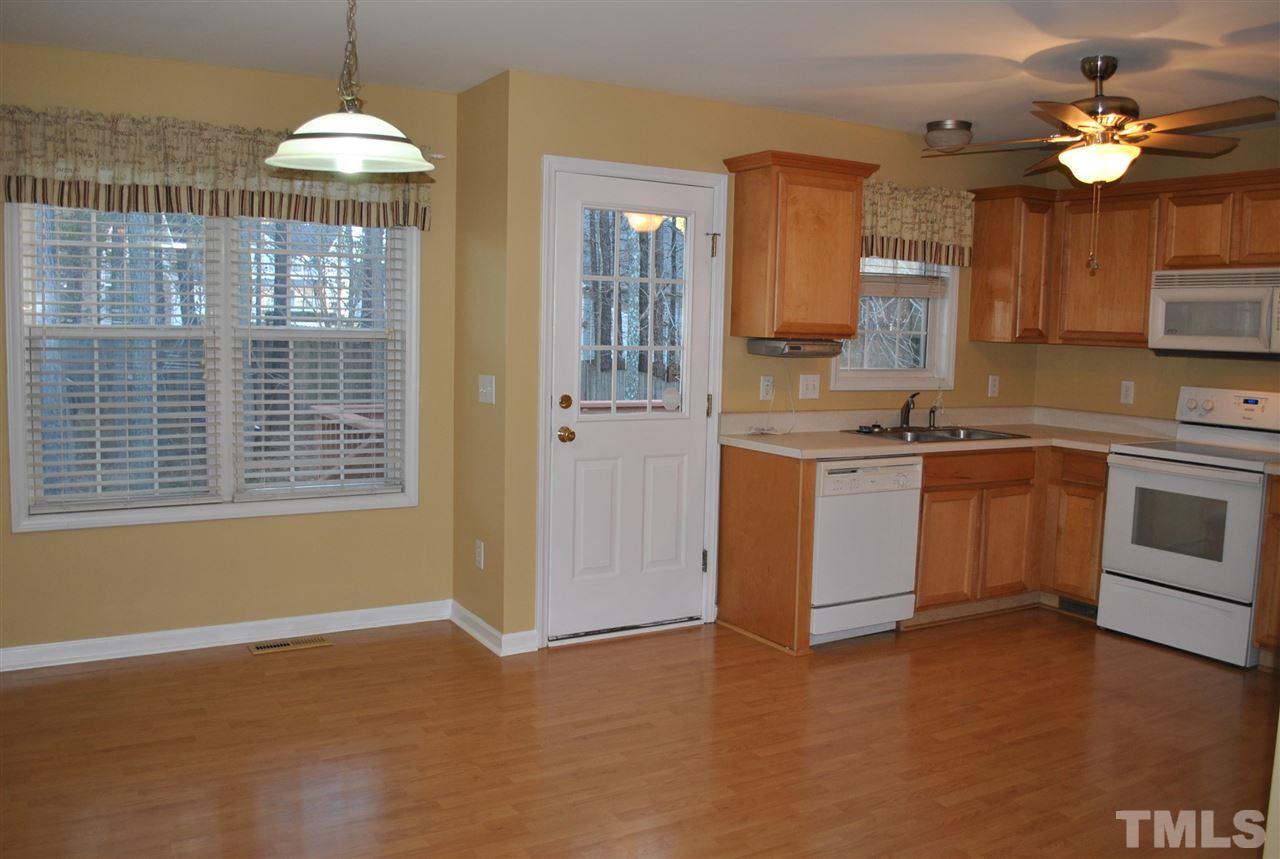 227 Fox Run Dr